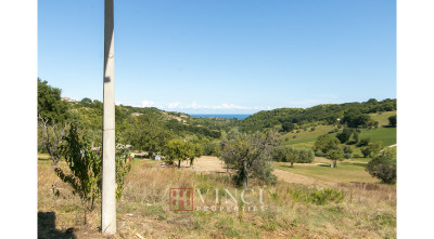 ***VENDUTO RUSTICO NELLE MARCHE ALTIDONA***