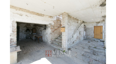 ***VENDUTO RUSTICO NELLE MARCHE ALTIDONA***