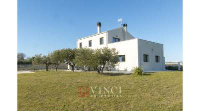 Casale moderno Torre di Palme