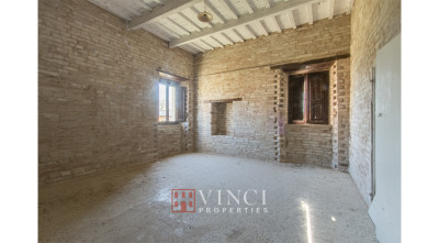 Casale con vari annessi