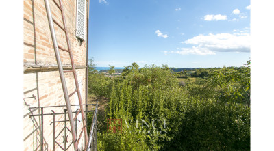 ***IN TRATTATIVA*** Casa Luisa