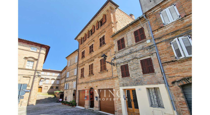 ***VENDUTA*** - Montefiore Centro storico