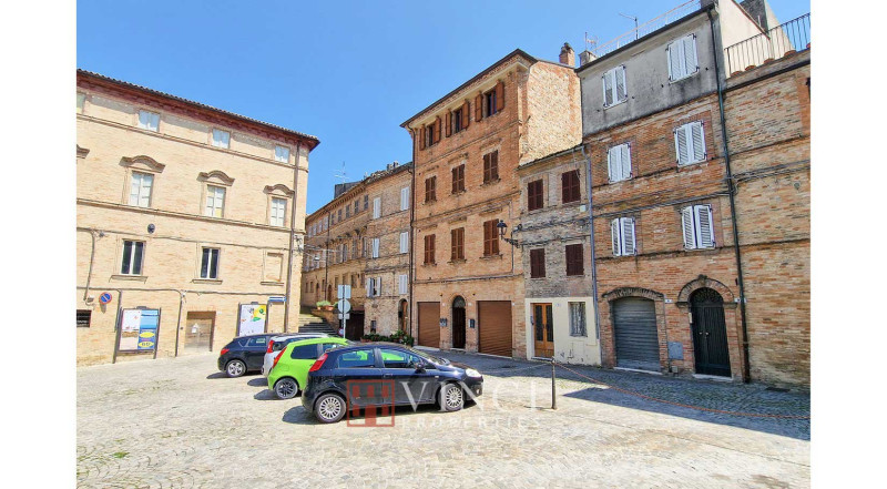 ***VENDUTA*** - Montefiore Centro storico