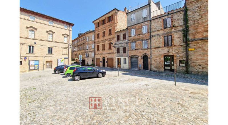 ***VENDUTA*** - Montefiore Centro storico