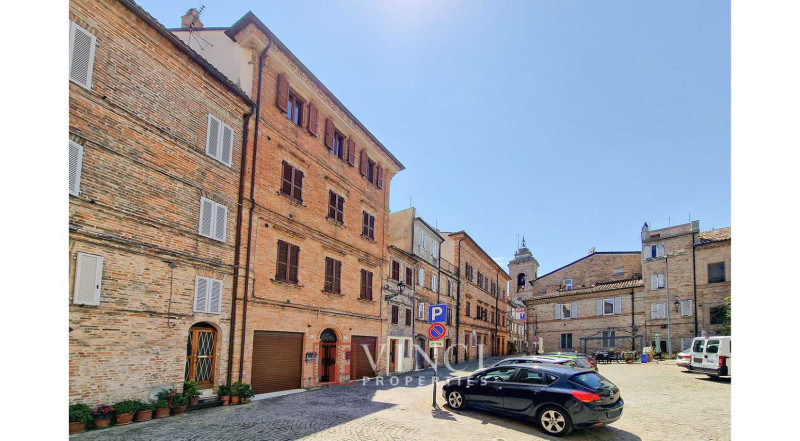 ***VENDUTA*** - Montefiore Centro storico