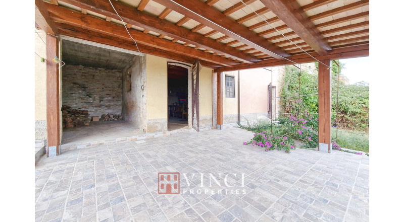 Porzione di casale in vendita a Cupra Marittima