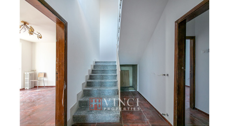 Porzione di casale in vendita nelle Marche a Montalto