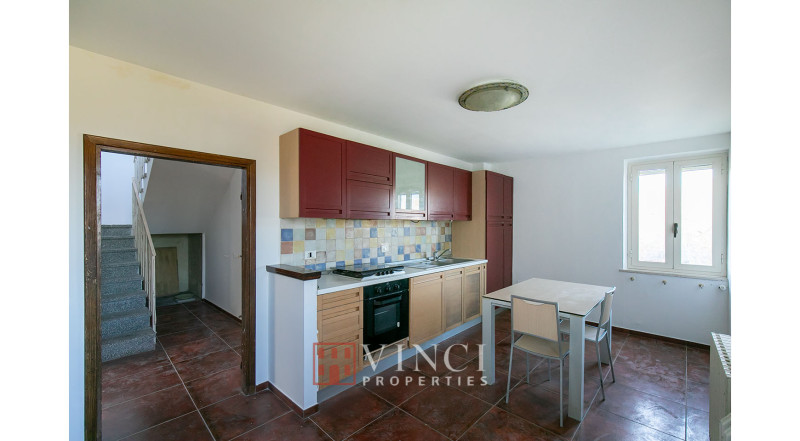 Porzione di casale in vendita nelle Marche a Montalto