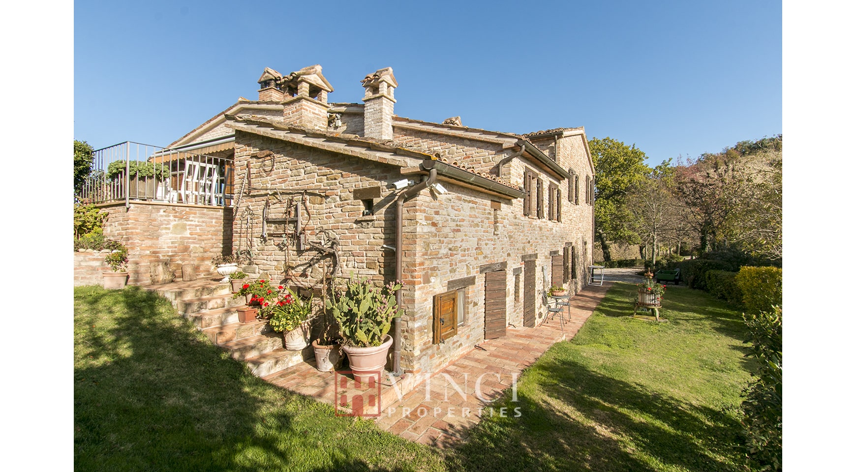 ***SOLD*** 15th century stone farmhouse with swimming pool