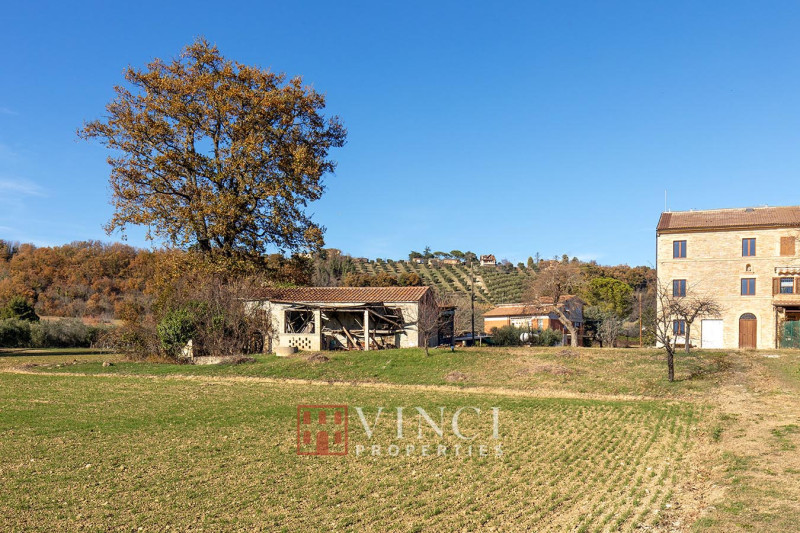 Portion of Country house for sale Marche, Falerone