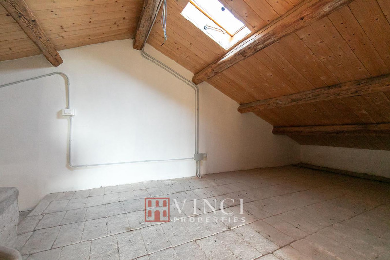 Porzione di casale Falerone, Marche