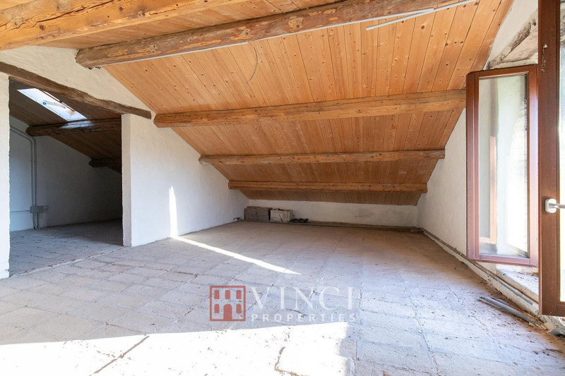 Porzione di casale Falerone, Marche