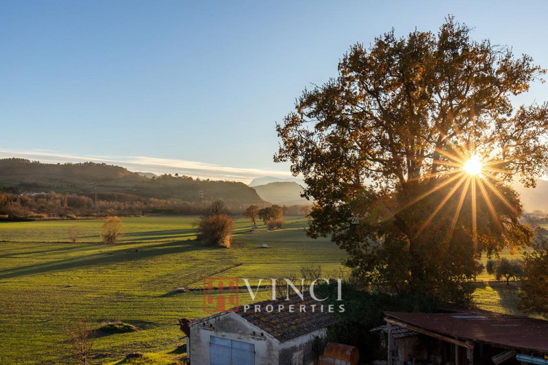Porzione di casale Falerone, Marche