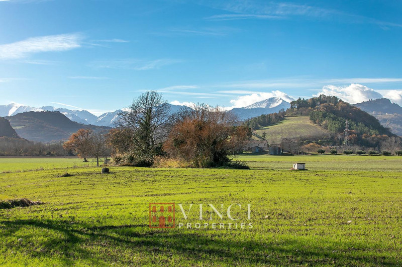 Porzione di casale Falerone, Marche