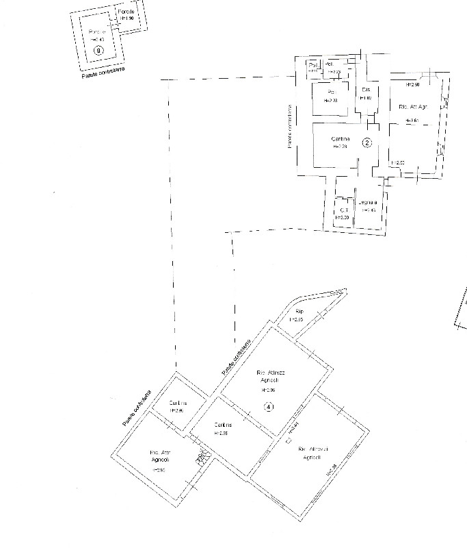 Agriturismo con terreno e capannoni a Maiolo