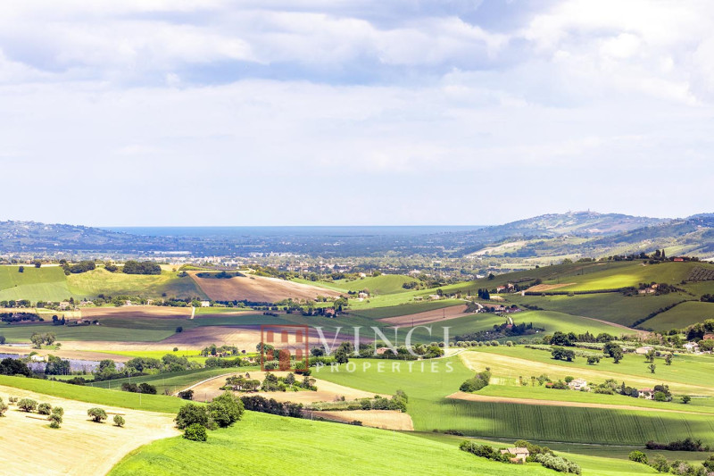 Elegante appartamento a Treia