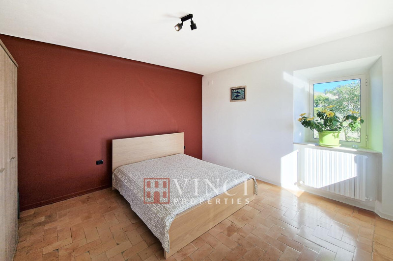 Casale Monterubbiano Sibillini view