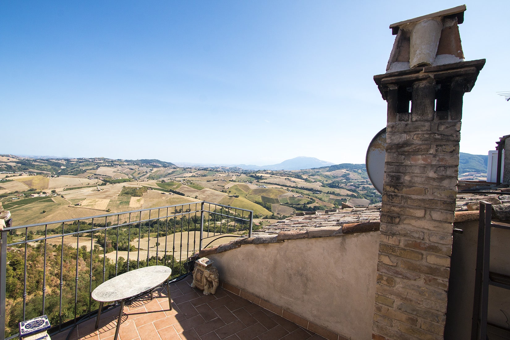 Casa Belvedere Montedinove