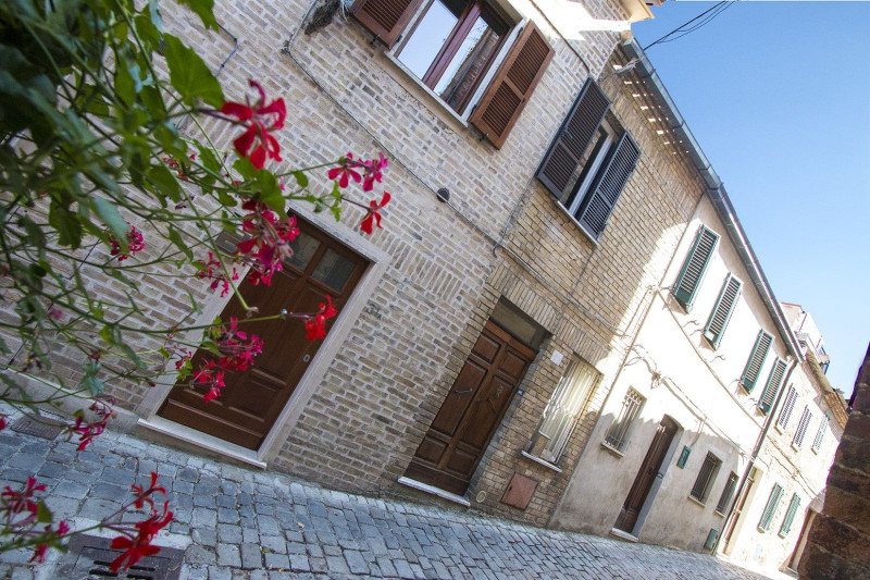 Casa Belvedere Montedinove