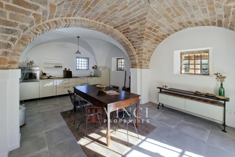 Casale Antico e Moderno