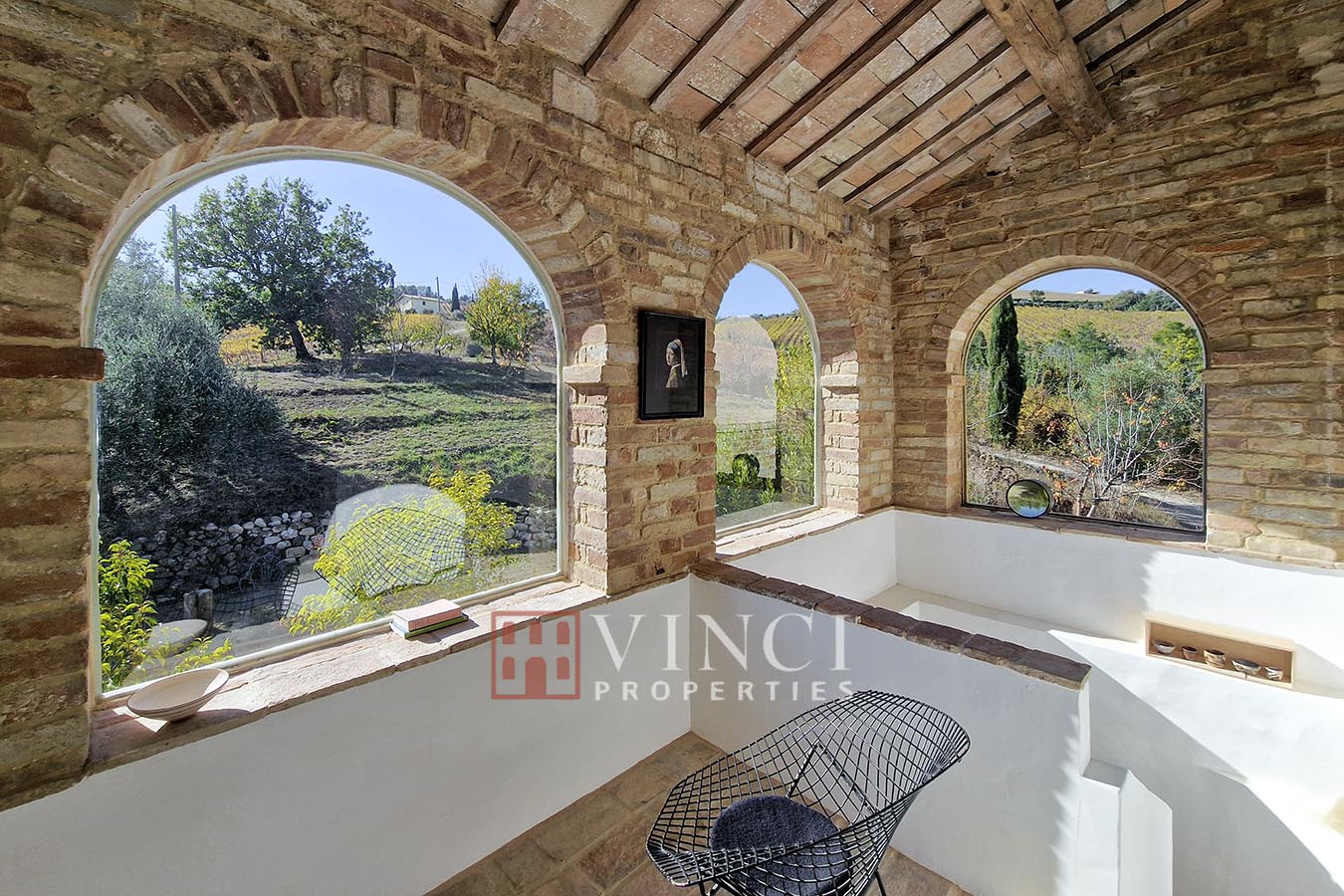 Casale Antico e Moderno