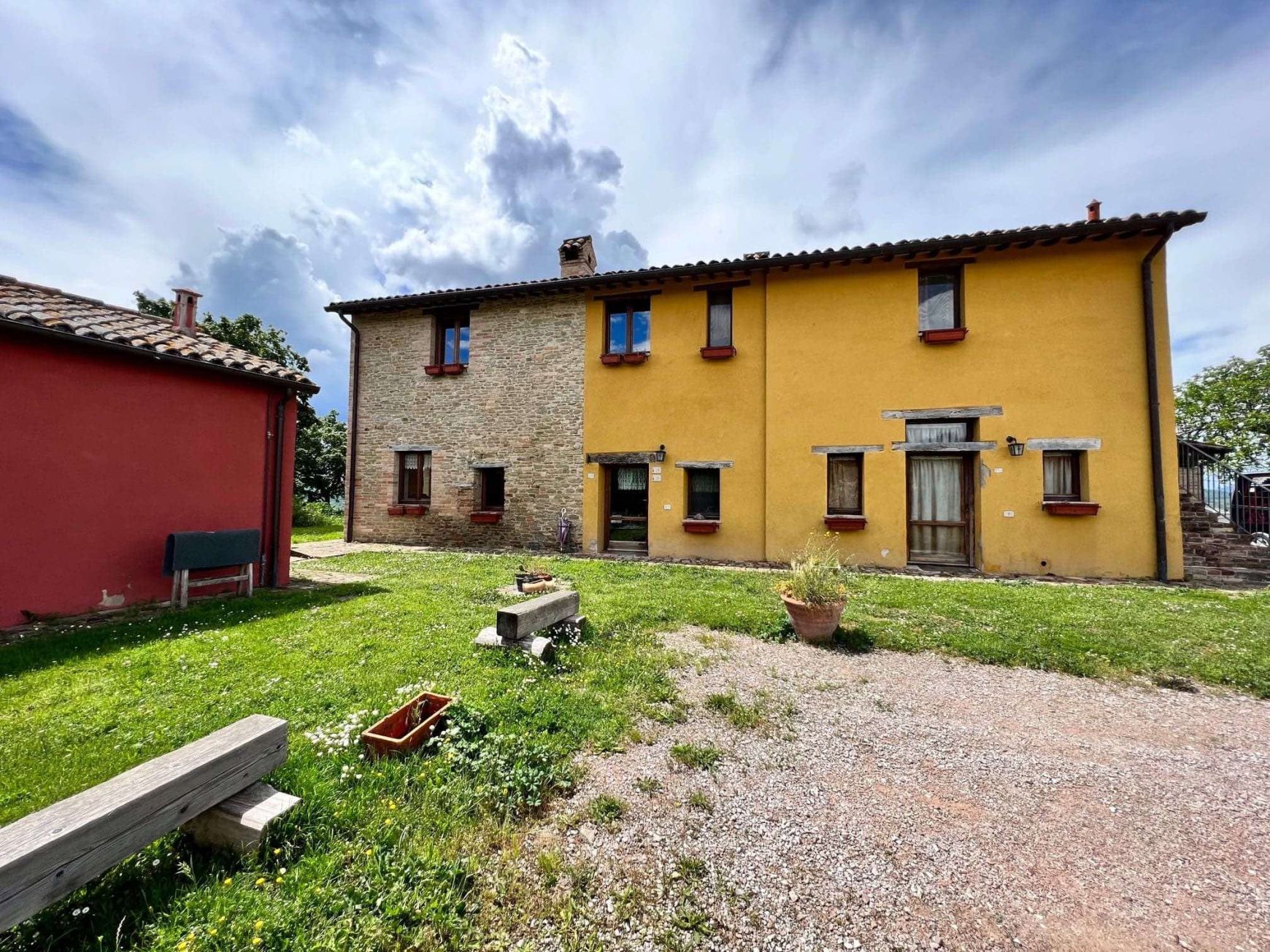 Casale/struttura ricettiva ristrutturato in vendita nelle Marche. PREZZO RIBASSATO