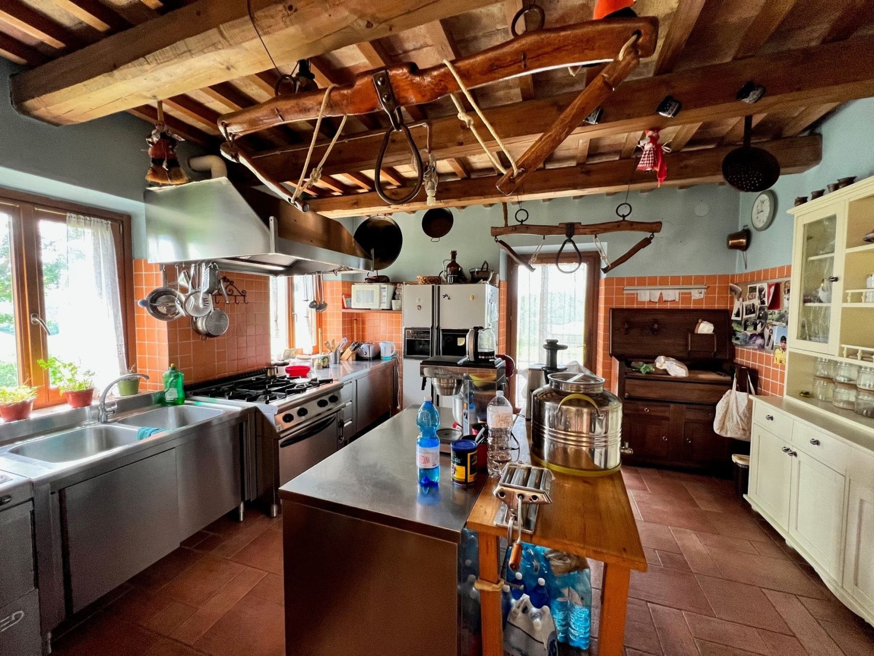 Casale/struttura ricettiva ristrutturato in vendita nelle Marche. PREZZO RIBASSATO